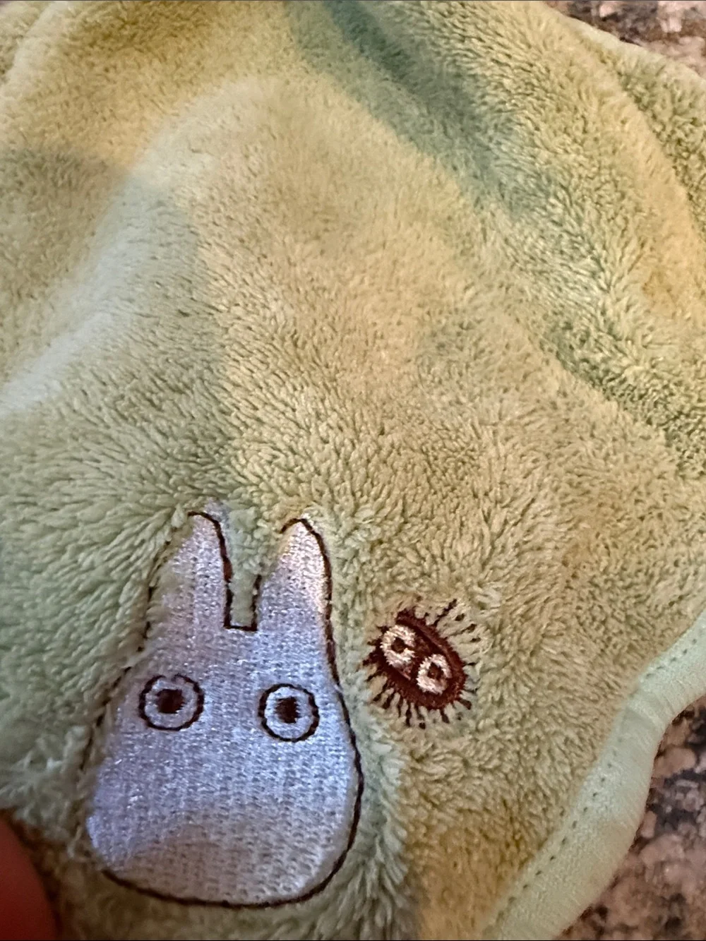 Green Totoro-Style Hooded Baby Comfort Bib